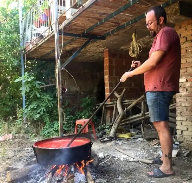 Aydın haber: Aydın'da balkonlar kırmızıya boyandı
