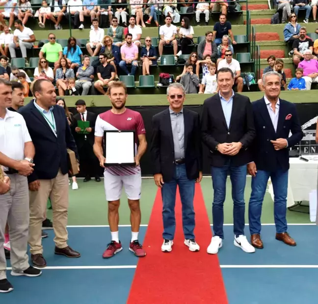İstanbul Challenger Tenis Turnuvası şampiyonu Radu Albot oldu