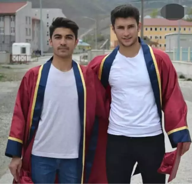Gölette Boğulan Arif ve Uğur, Yan Yana Defnedildi