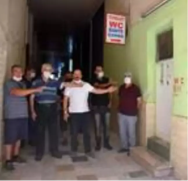 İzmir'deki camide 'tuvalet' tepkisi