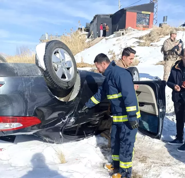 Van'da Trafik Kazası: 5 Yaralı