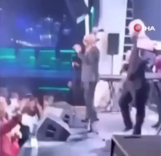 Dominik Cumhuriyeti'nde gece kulübünün çatısı çöktü! 15 kişinin öldüğü facia anı kamerada