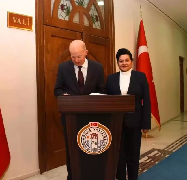 İngiliz Büyükelçi Chilcott'ten Vali Civelek'e Ziyaret