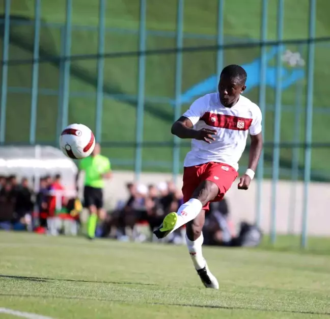Sivasspor, Sumgayıt FK'yı 1-0 mağlup etti