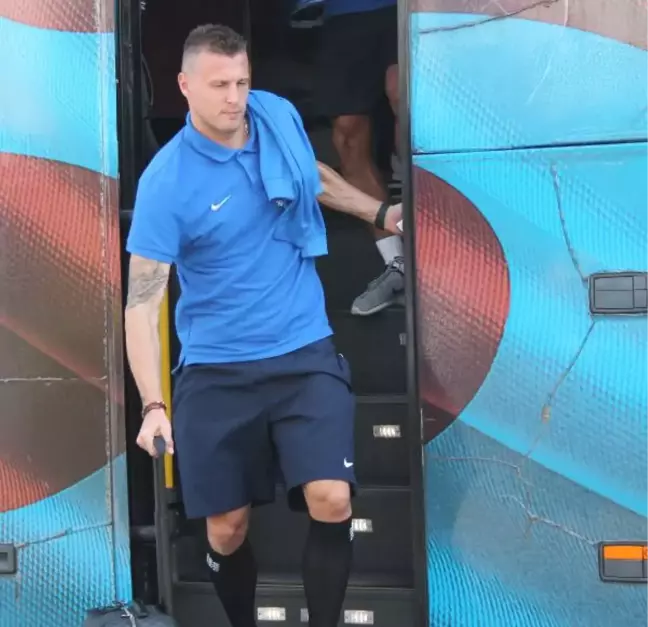 Trabzonspor, İstanbul'a Onur Kıvrak'tan Yoksun Gitti