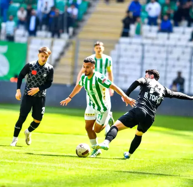 Bursaspor, Afyonspor'a 3-0 mağlup oldu