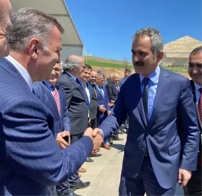Milli Eğitim Bakanı Özer: Son 3-4 yılda güçlendirme çalışmalarına ciddi yatırım yapıldı