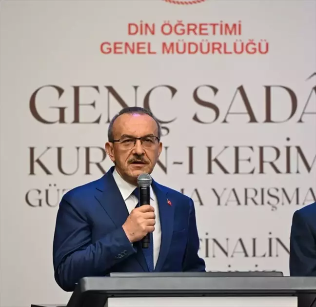Kocaeli'de Genç Sada Kur'an-ı Kerim'i Güzel Okuma Yarışması Ödül Töreni