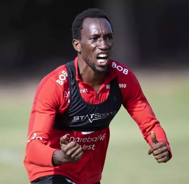Altay, Fildişili golcü Bamba'yı bitiriyor