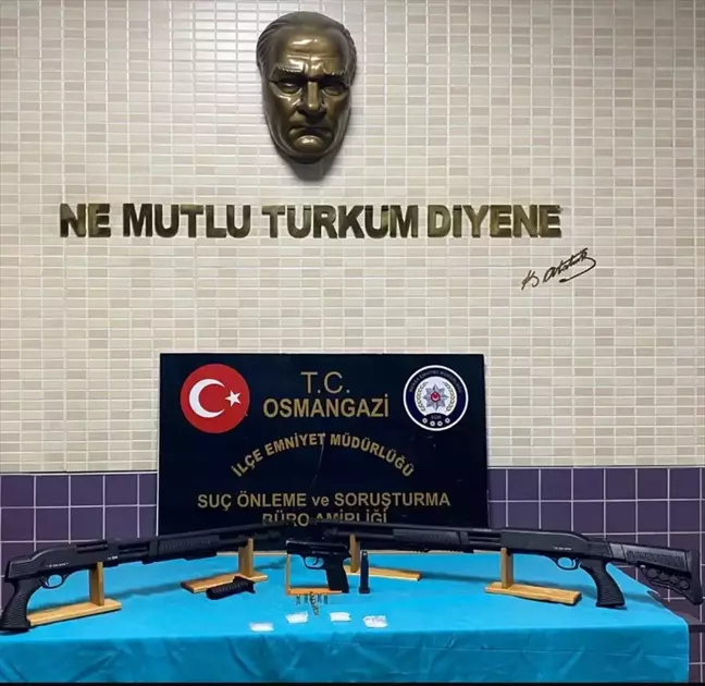 Bursa'da uyuşturucu operasyonu: 3 gözaltı