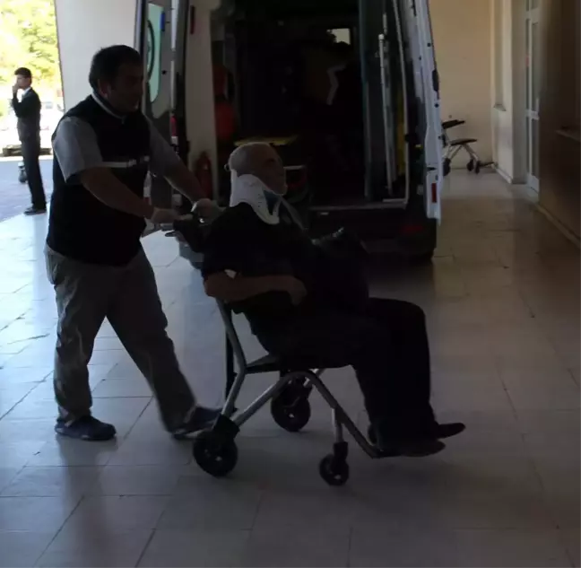 Sivas'ta Trafik Kazası: 4 Yaralı