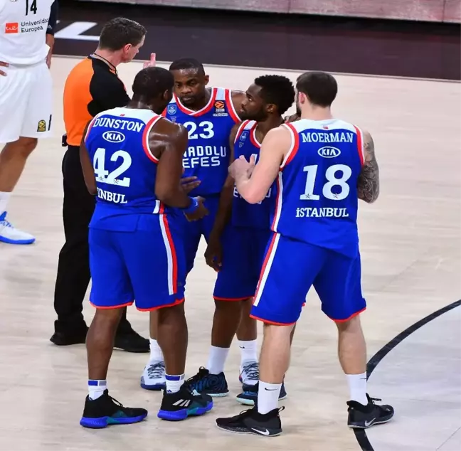 Anadolu Efes, Barcelona'yı Ağırlayacak