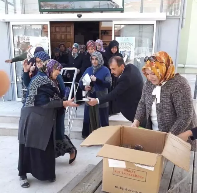 Mübarek Günde Annelere Anlamlı Hediye