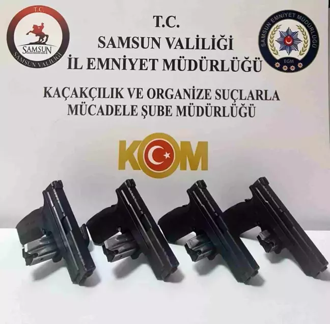 Samsun'da 2 Kişi 4 Ruhsatsız Tabancayla Yakalandı