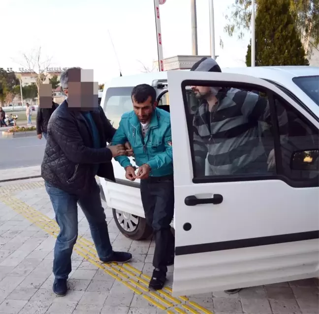 3 Kişinin Cinayet Zanlısı Didim'de Adliyeye Sevk Edildi