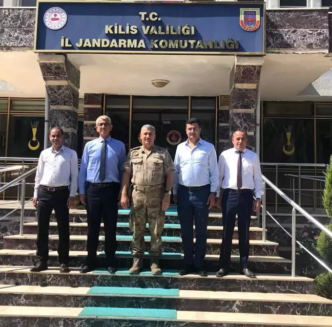 Albay Aslan'a ziyaret