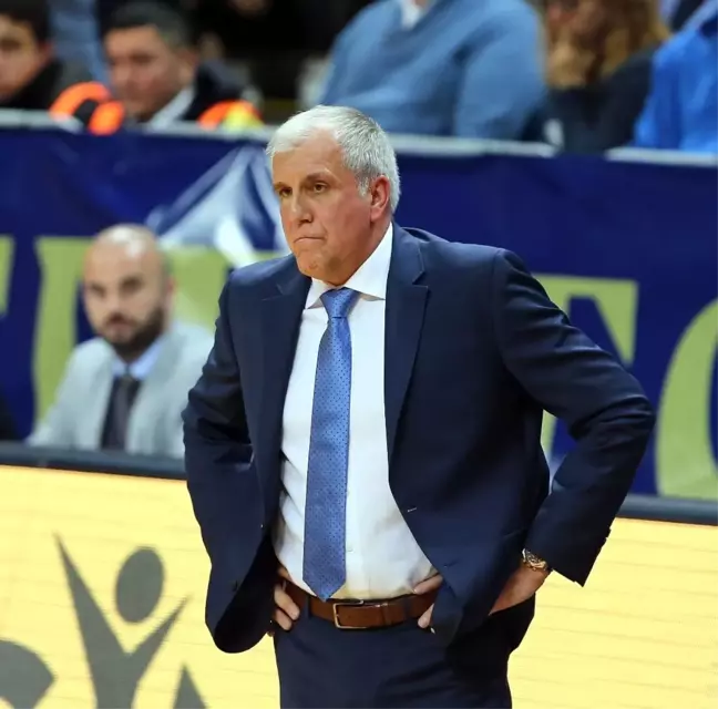 Obradovic 10. Zaferin, Ataman İse Bir İlkin Peşinde