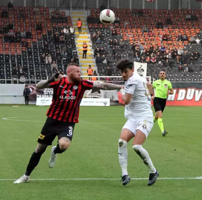 Çorum FK, evinde Manisa FK'yı 4-3 mağlup etti