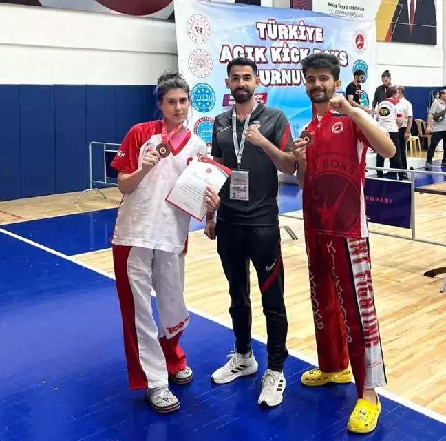 Körfez Gençlerbirliği Spor Kulübü Sporcuları Türkiye Açık Kick Boks Turnuvası'nda Üçüncü Oldu