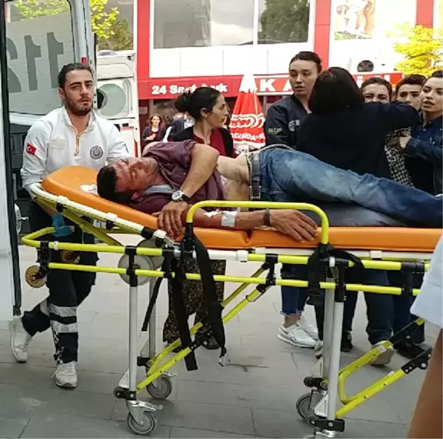 Silahlı Kavgada Ağabeyine Siper Oldu, Yaralandı