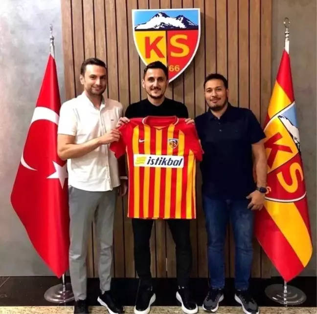 Kayserispor, Mustafa Pektemek'i kadrosuna kattı