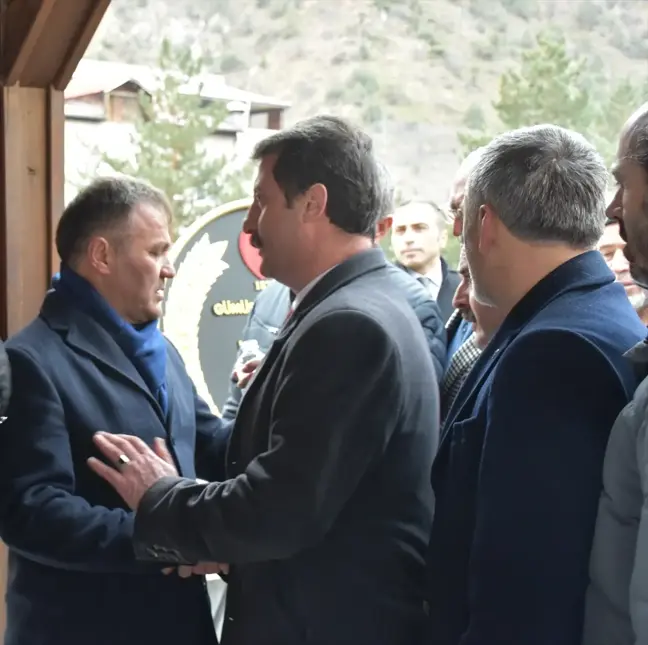 Gümüşhane Belediye Başkanı Ercan Çimen'in annesi Fatma Çimen toprağa verildi