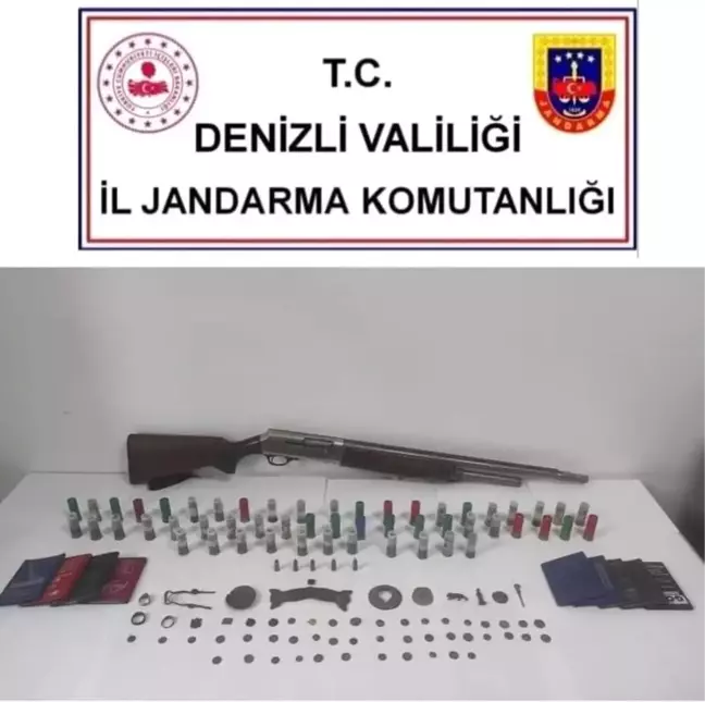 Denizli'de Tarihi Eser ve Çalıntı Motosiklet Bulunduran Şüpheli Yakalandı