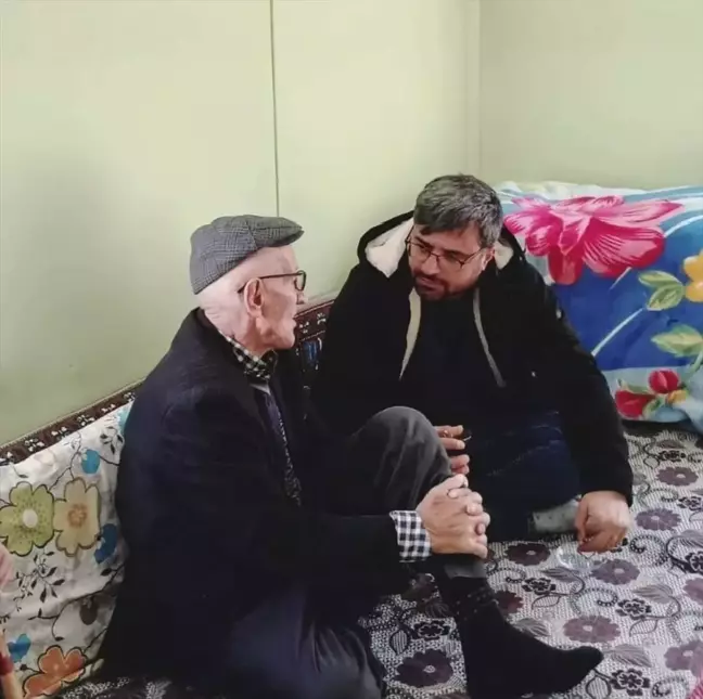 Din Görevlileri 95 Yaşındaki Hasan Saraç'ı Ziyaret Etti