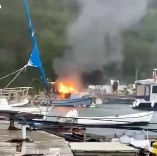 Bodrum'da Lüks Tekne Yangınında Korkutan Anlar