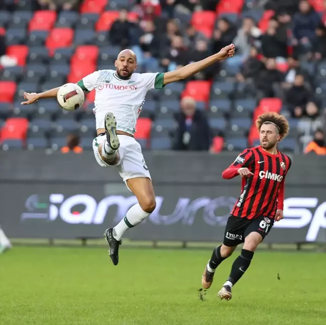 Gaziantep FK-TÜMOSAN Konyaspor Maçı 1-1 Berabere Tamamlandı