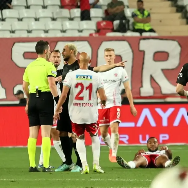 Antalyaspor, Pendikspor'a 2-1 mağlup oldu