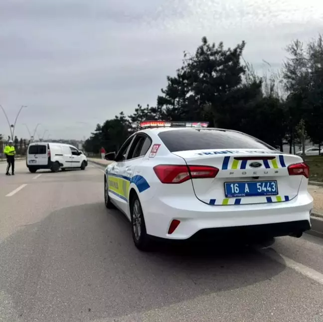 Bursa'da Trafik Denetimlerinde 8 Bin 124 Sürücüye Ceza