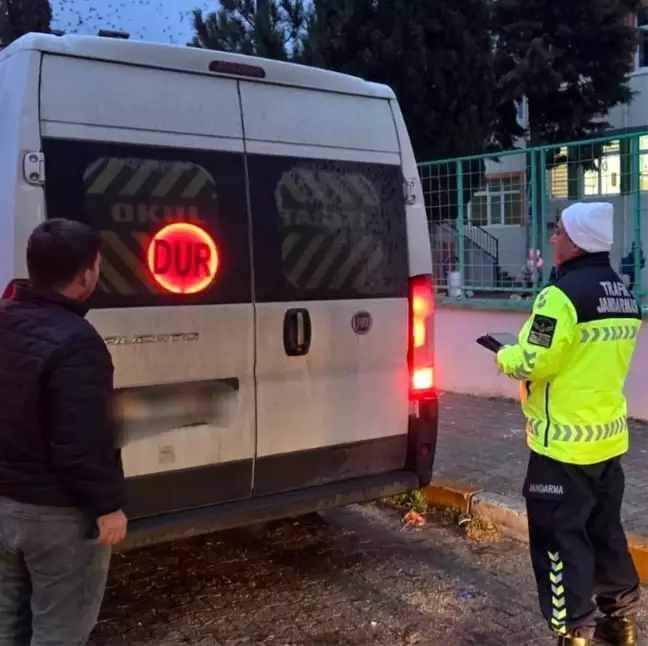 Kırklareli'nde Trafik Denetimlerinde 297 Araç ve Sürücüsüne Ceza Kesildi