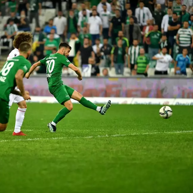 TFF 1. Lig: Bursaspor: 4 Yılport Samsunspor: 1
