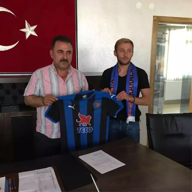 Karacabey Birlikspor'dan Çifte Transfer