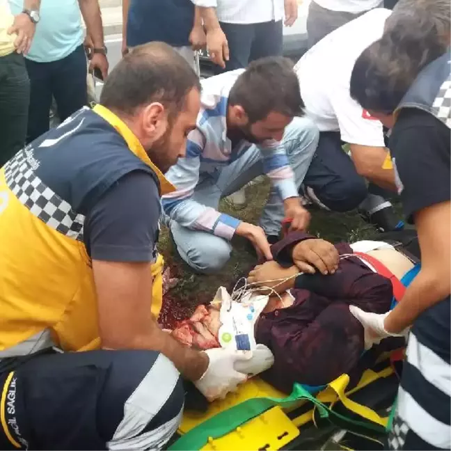 Zonguldak'ta Yayaya Çarpan Motosikletin Sürücüsü Öldü