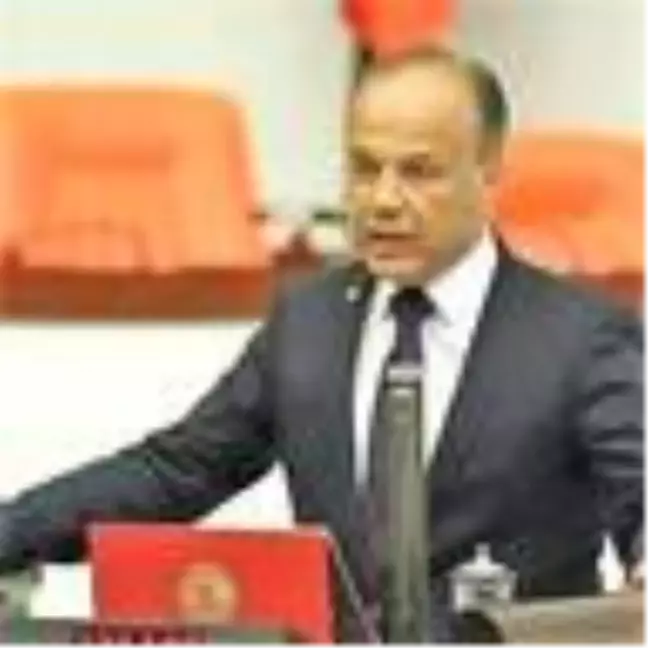 AK Partili Metin Yavuz çocukların bayramını kutladı