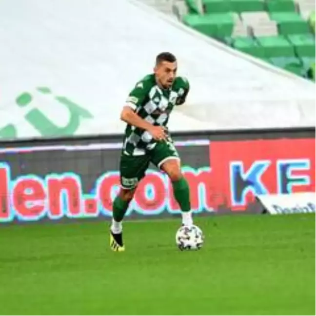 Bursasporlu Burak Altıparmak'tan büyük fedakarlık