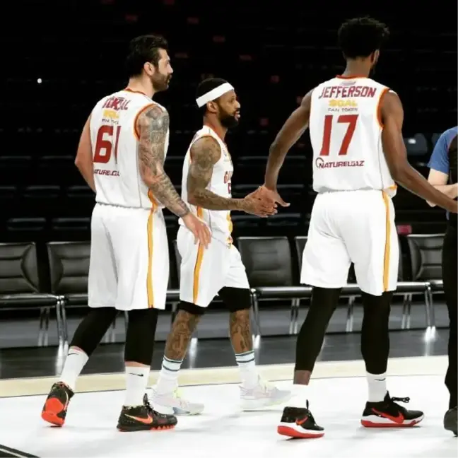 Basketbolda çanlar Galatasaray için çalıyor