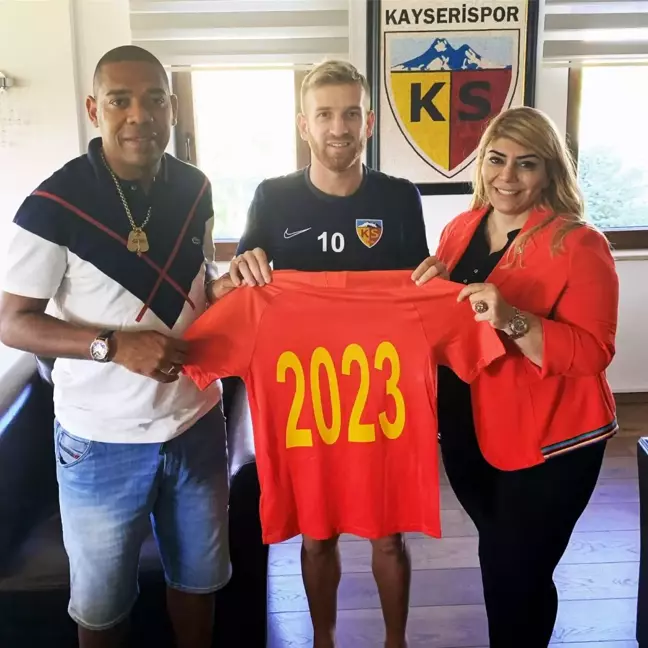 Kayserispor Başkanı Berna Gözbaşı: