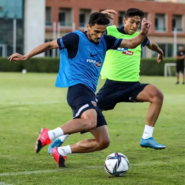 Kayserispor'un Başakşehir maçı kadrosu belli oldu
