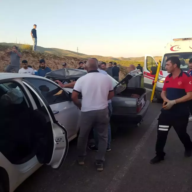 Mardin'de 5 kişinin yaralandığı kazada 1 kişi hayatını kaybetti