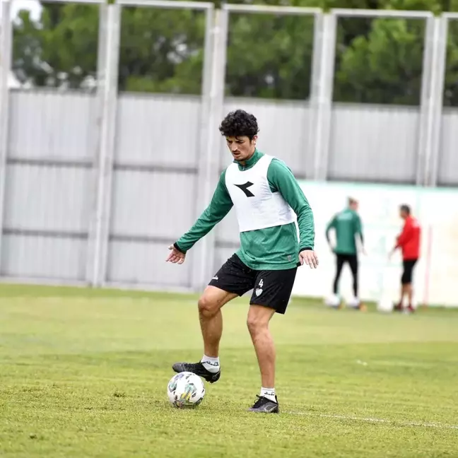 Batman spor haberi... Bursaspor'da Batman Petrolspor maçı hazırlıkları başladı