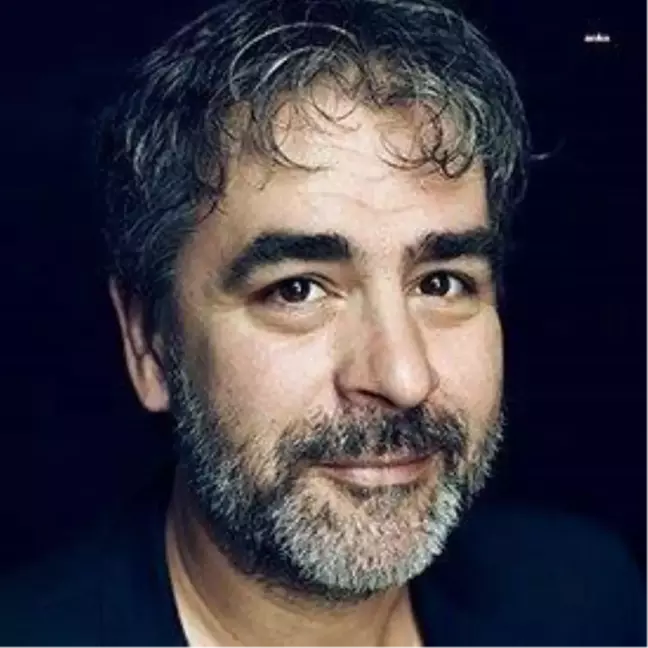 Die Welt gazetesi yazarı Deniz Yücel hakkında yakalama emri çıkarıldı