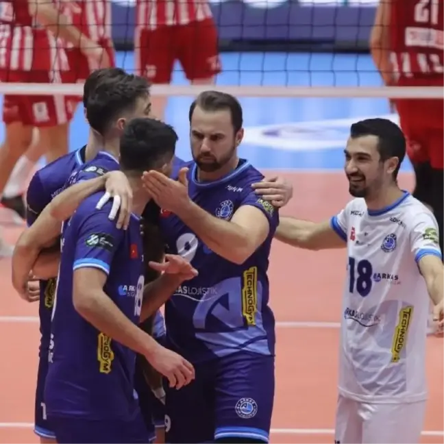 Arkas Spor, Olympiacos'u mağlup ederek yarı finale yükseldi