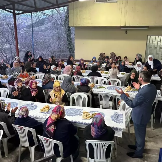 AK Parti Karabük Belediye Başkan Adayı Özkan Çetinkaya Vatandaşlarla İftar Programında Buluştu