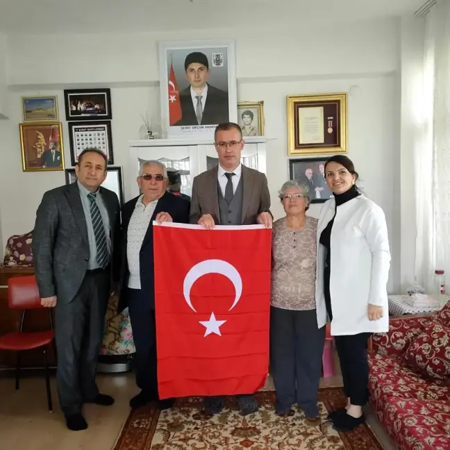 Fethiye Kaymakamı İsmail Hakkı Ertaş, Ramazan ayında şehit ailelerini ziyaret etti