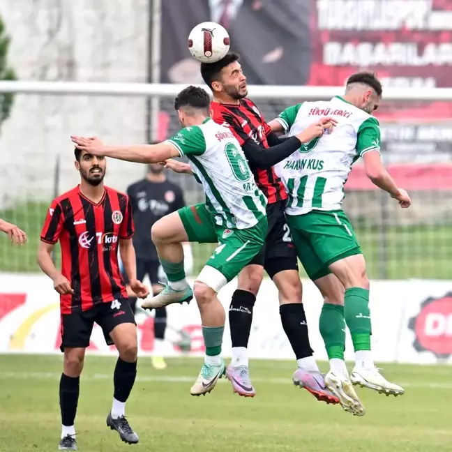 Turgutluspor, evinde Amasya FK ile berabere kaldı