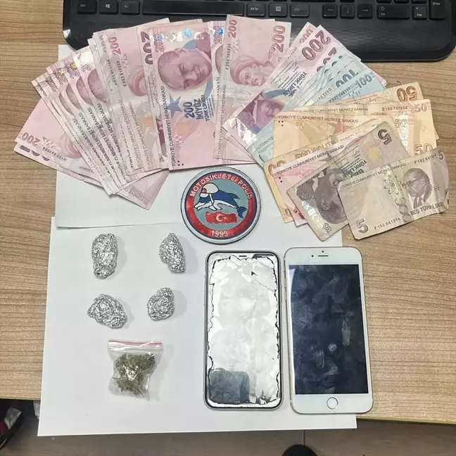 Maltepe'de Asayiş Uygulamaları: 11 Bin Kişi Kontrol Edildi