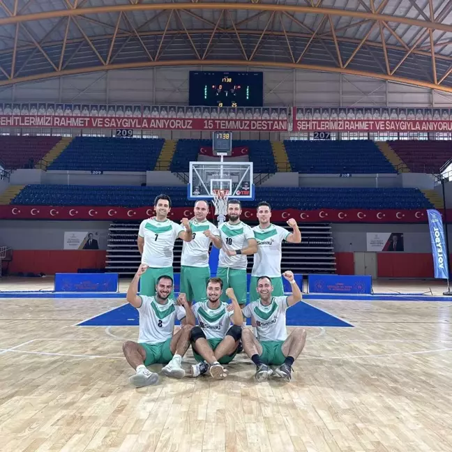 Germencik Voleybol Takımı Ege Bölge Finalleri'nde Başarılı Oldu